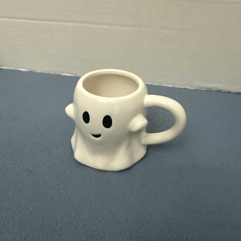 Target Threshold White "Smiling" Halloween Ghost Coffee Mug - Picture 2 of 10